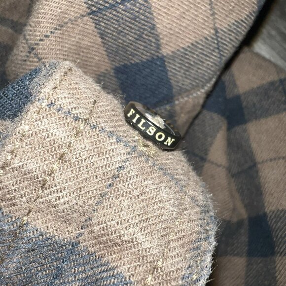 Filson Flannel Long Sleeve Button Up Alaskan Guide Otter Green/Brown Plaid Large - Picture 9 of 9